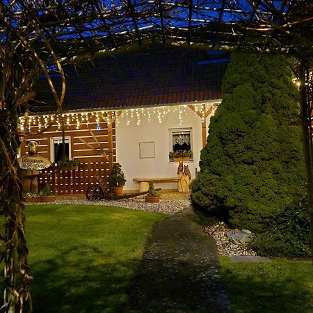 Roubenka Rozkos Vila Nové Město nad Metují Exterior foto